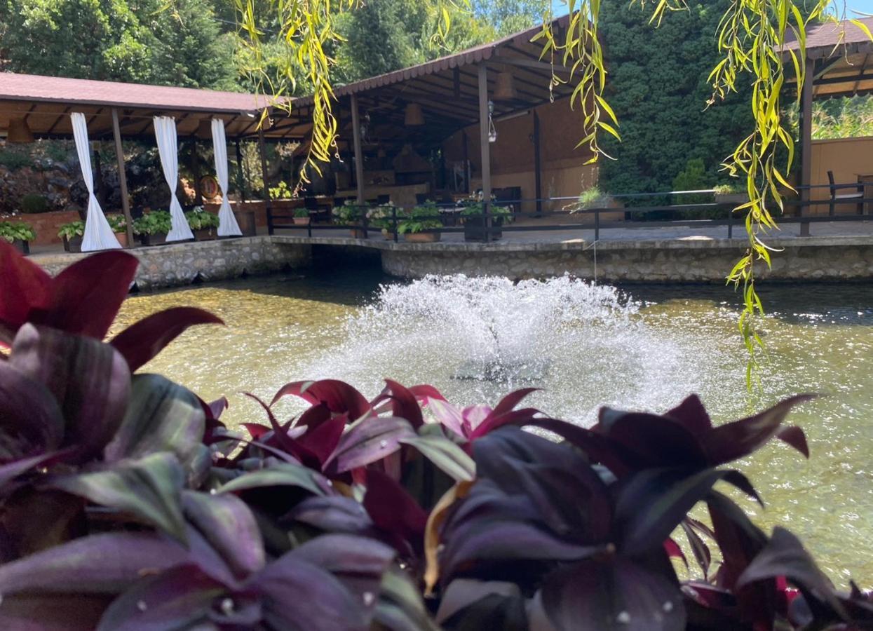 Hotel Rritja E Koranit Tushemisht Exteriér fotografie