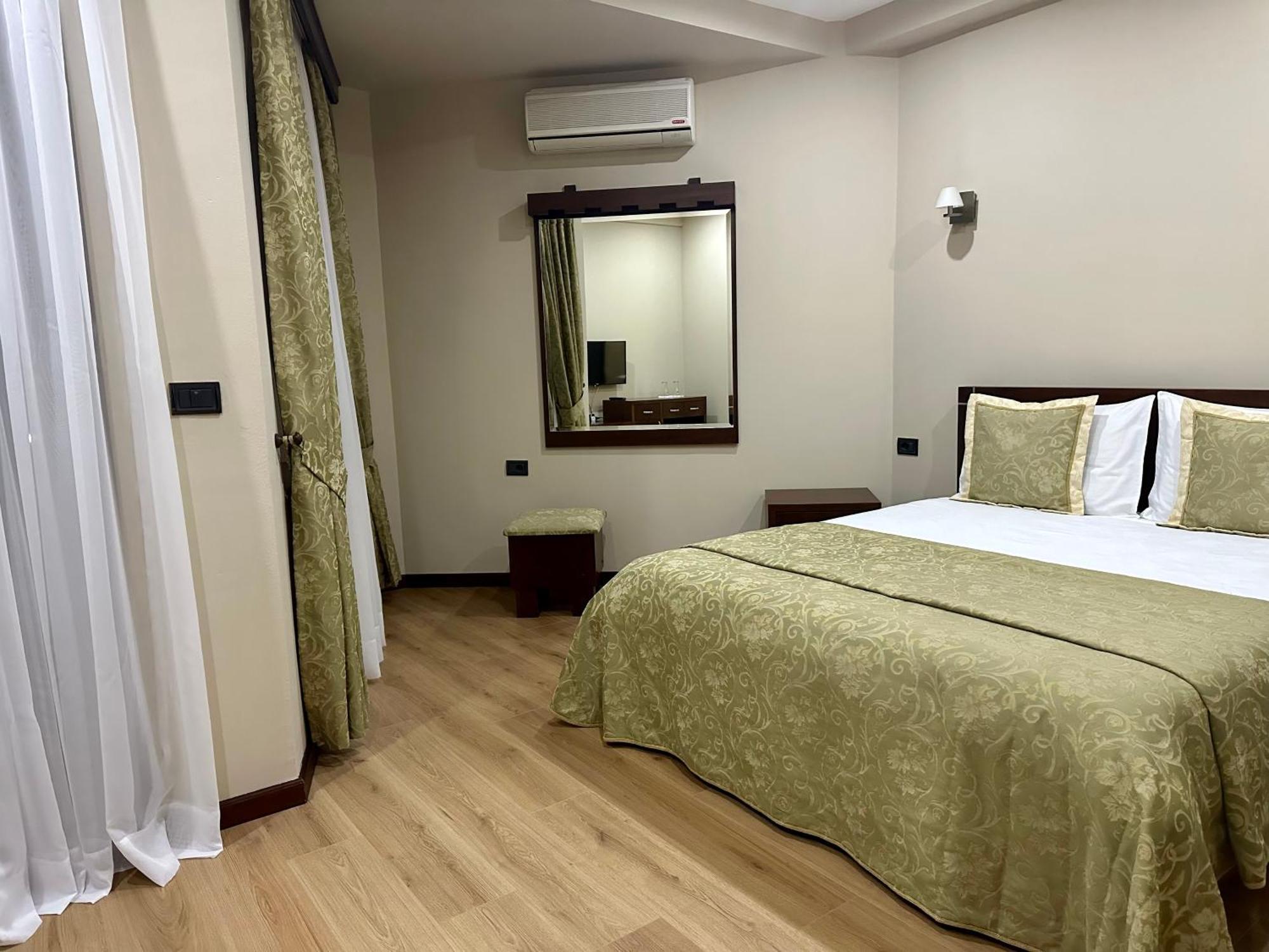 Hotel Rritja E Koranit Tushemisht Exteriér fotografie