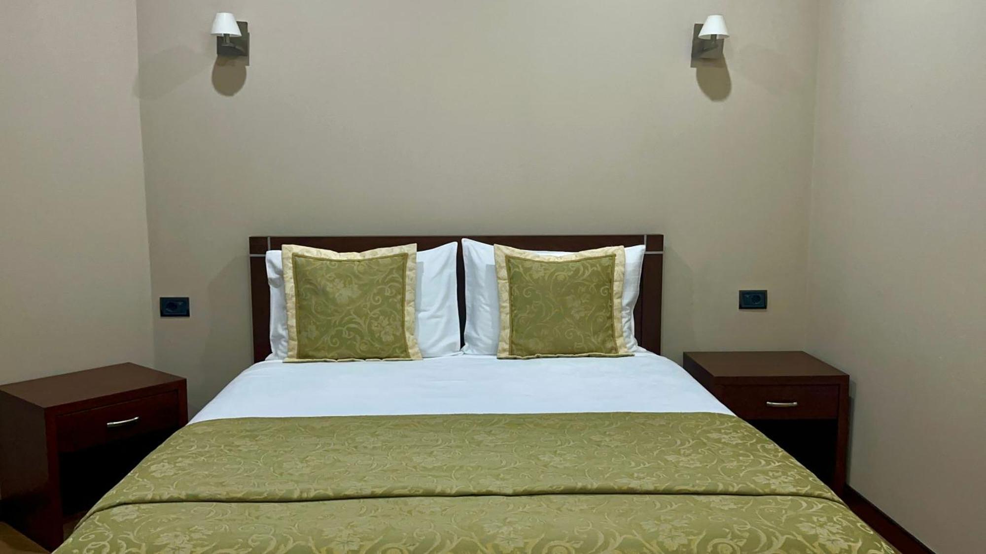 Hotel Rritja E Koranit Tushemisht Exteriér fotografie