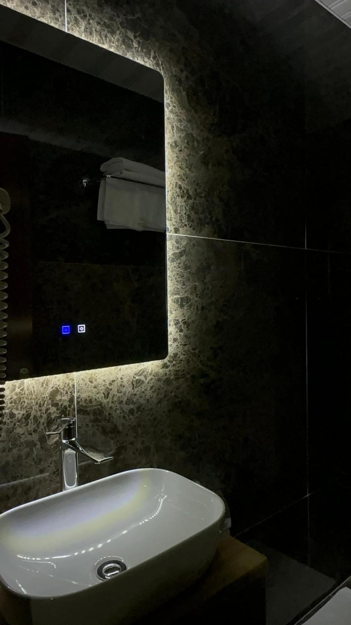Hotel Rritja E Koranit Tushemisht Exteriér fotografie