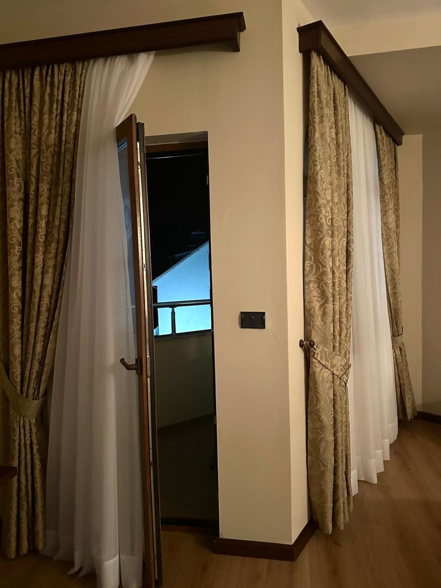 Hotel Rritja E Koranit Tushemisht Exteriér fotografie