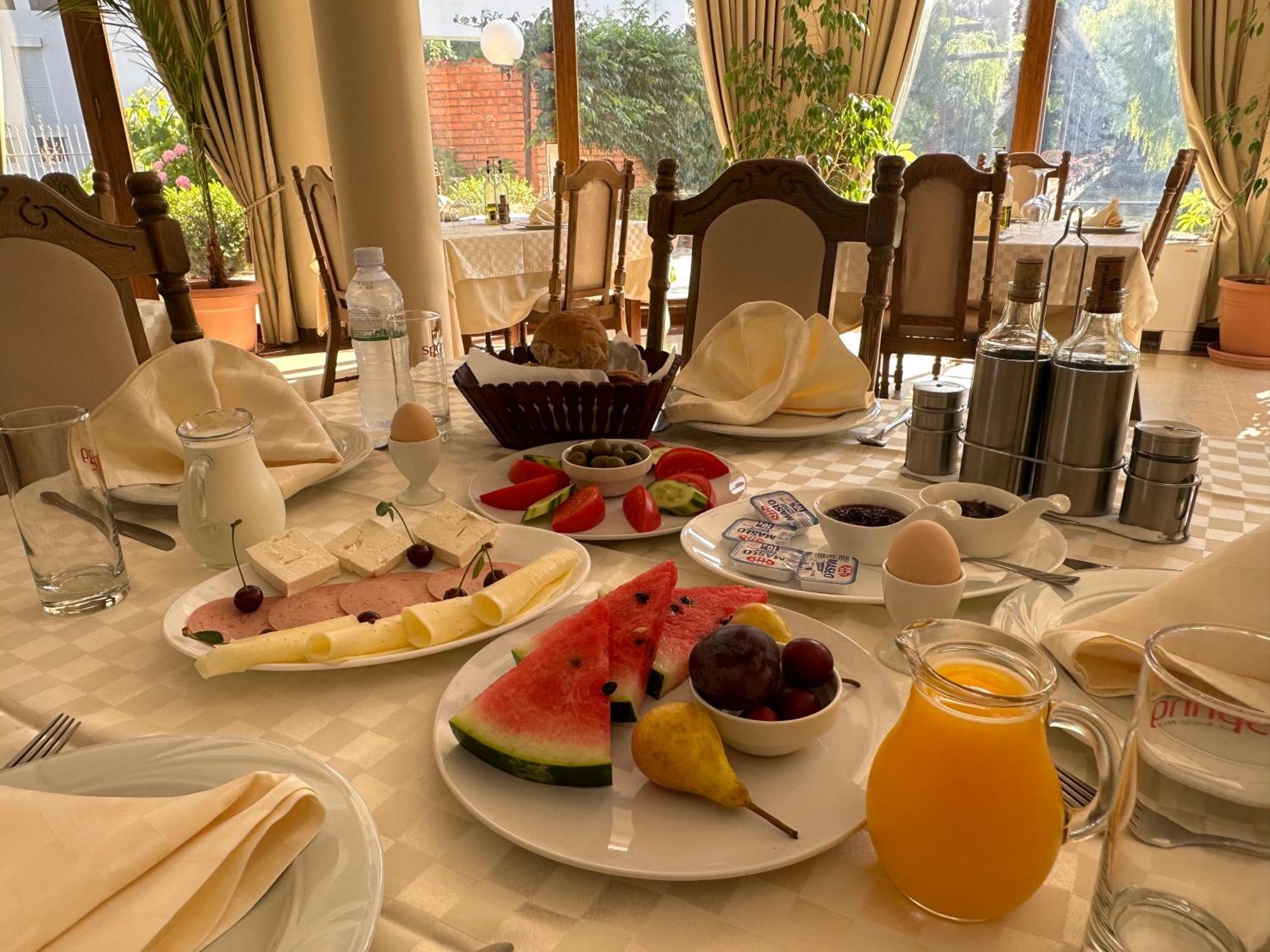 Hotel Rritja E Koranit Tushemisht Exteriér fotografie